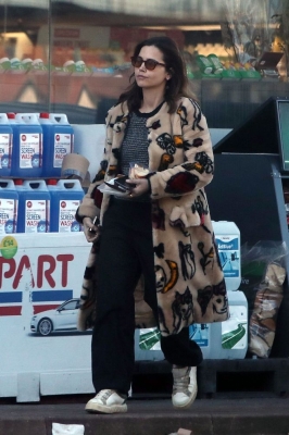 JCBR-1_28489329.jpg