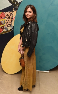 JCBR01_28488629.jpg