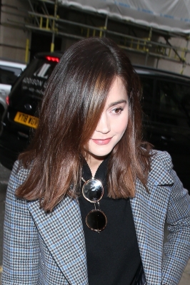 JCBR01_28820929.jpg