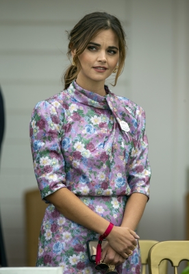JCBR01_28901029.jpg