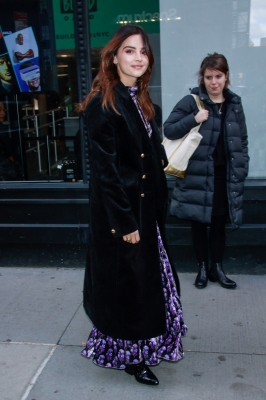 JCBR02_2819129.jpg