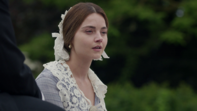 JCBR_EP3_VICTORIA1210.png