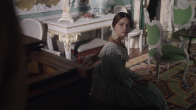 JCBR_EP3_VICTORIA1771.png