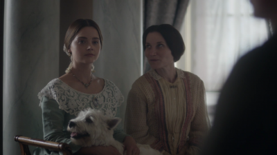 JCBR_EP3_VICTORIA1843.png