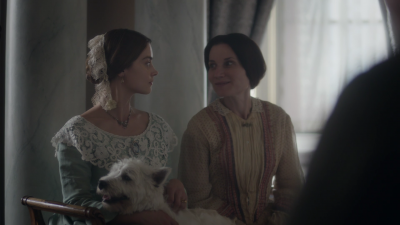 JCBR_EP3_VICTORIA1847.png