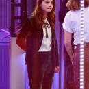 j_the_one_show_283329.jpg